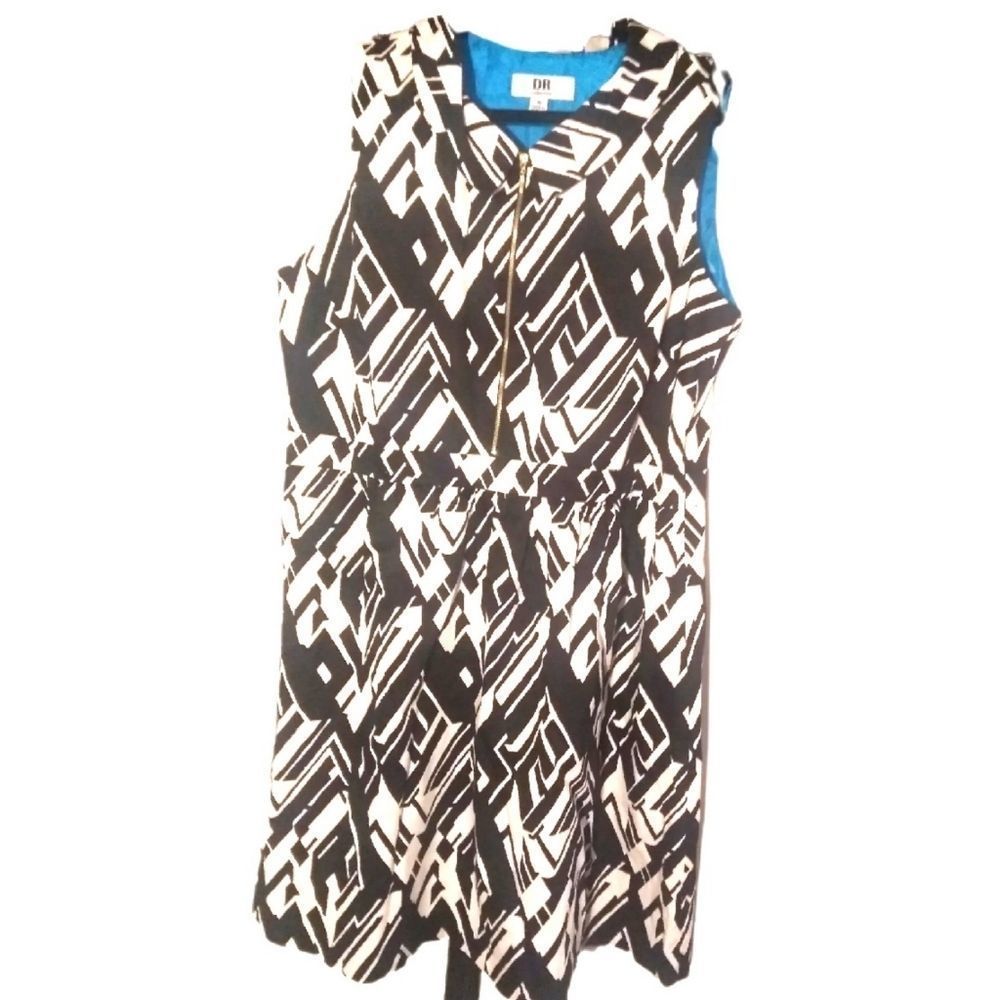 DR Collection Dress Black and White New With Tags